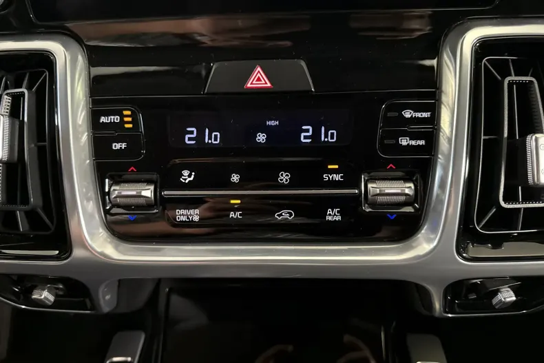 Kia Sorento din 2023 cu 107.354 km - oferta KIA222512 - foto 20