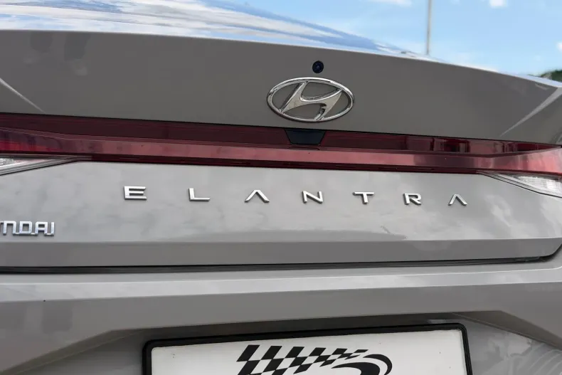Hyundai Elantra din 2023 cu 131.000 km - oferta HYU222521 - foto 14