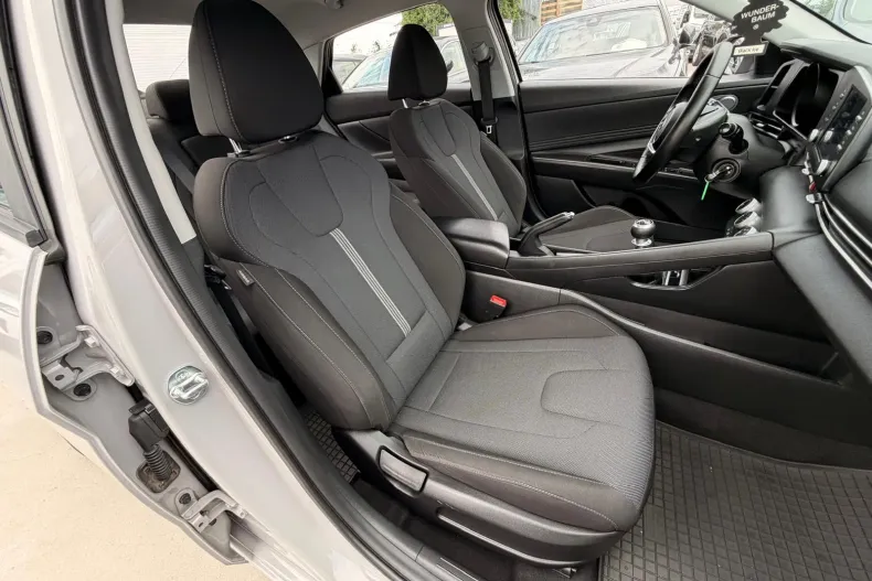 Hyundai Elantra din 2023 cu 131.000 km - oferta HYU222521 - foto 15