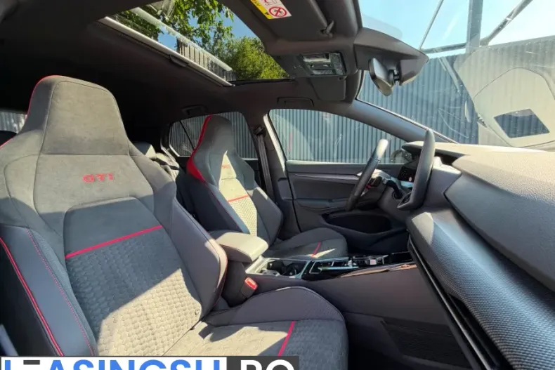 Volkswagen Golf din 2025 cu 11.492 km - oferta VOL222526 - foto 7