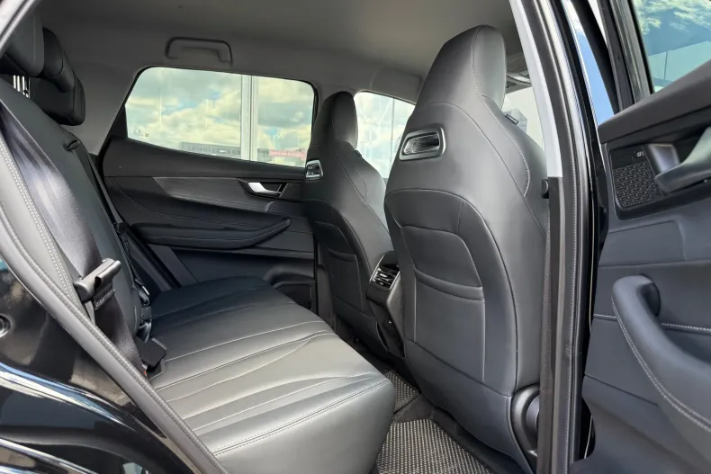 Chery Tiggo 4 din 2026 cu 15 km - oferta CHE222537 - foto 18