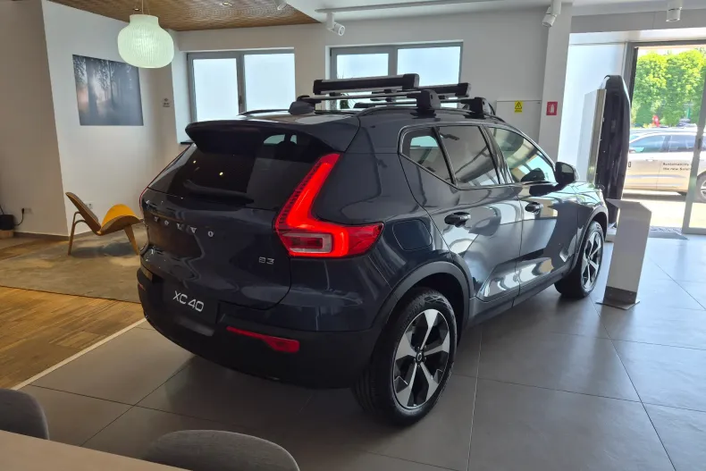 Volvo XC40 din 2026 cu 5 km - oferta VOL222548 - foto 8