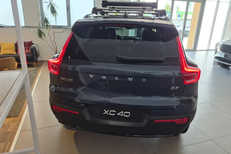 Volvo XC40 din 2026 cu 5 km - oferta VOL222548 - foto 10