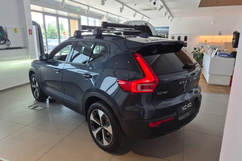 Volvo XC40 din 2026 cu 5 km - oferta VOL222548 - foto 11