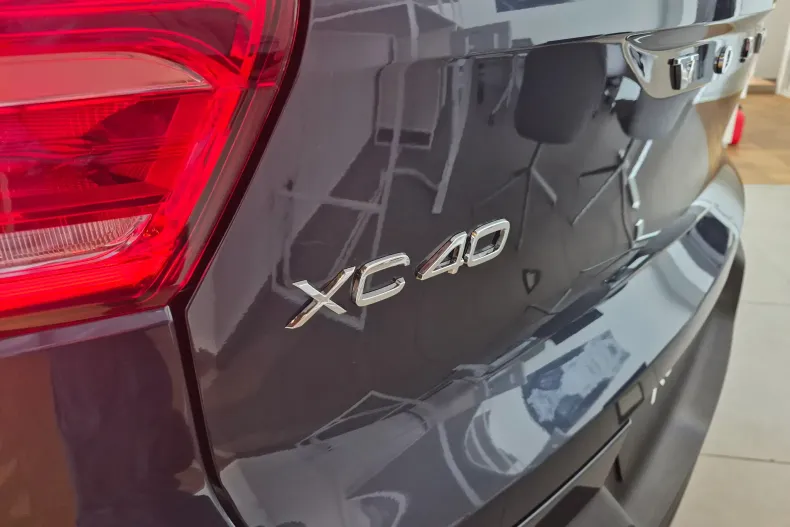 Volvo XC40 din 2026 cu 5 km - oferta VOL222548 - foto 30