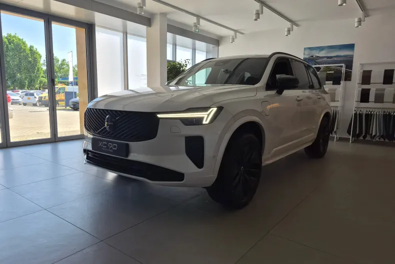 Volvo XC90 din 2026 cu 5 km - oferta VOL222549 - foto 6