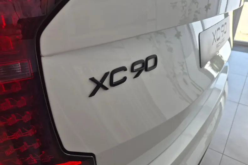 Volvo XC90 din 2026 cu 5 km - oferta VOL222549 - foto 17