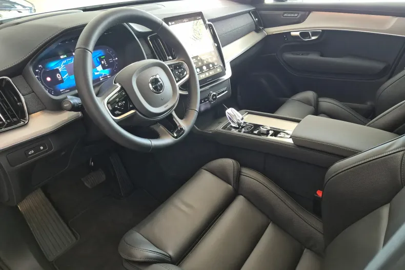 Volvo XC90 din 2026 cu 5 km - oferta VOL222549 - foto 20