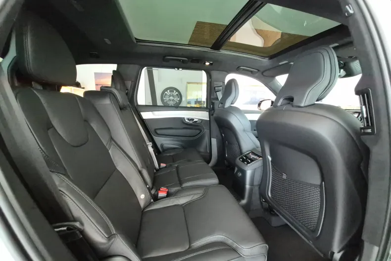 Volvo XC90 din 2026 cu 5 km - oferta VOL222549 - foto 26