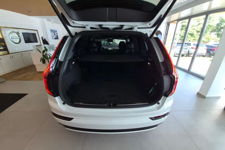 Volvo XC90 din 2026 cu 5 km - oferta VOL222549 - foto 27