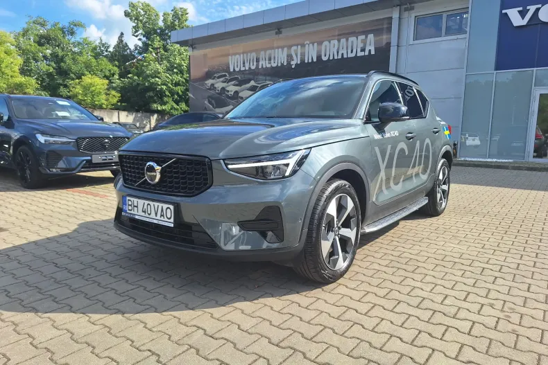 Volvo XC40 din 2026 cu 1.861 km - oferta VOL222550 - foto 2