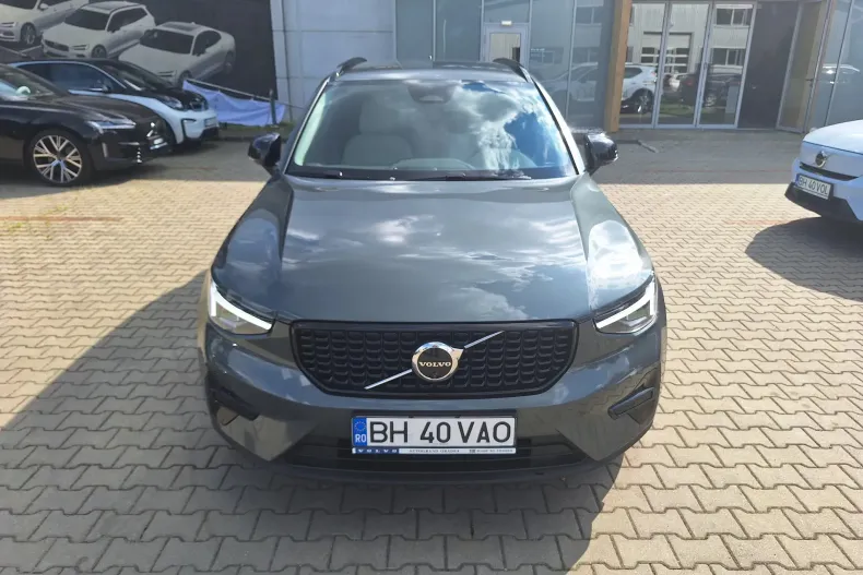 Volvo XC40 din 2026 cu 1.861 km - oferta VOL222550 - foto 3