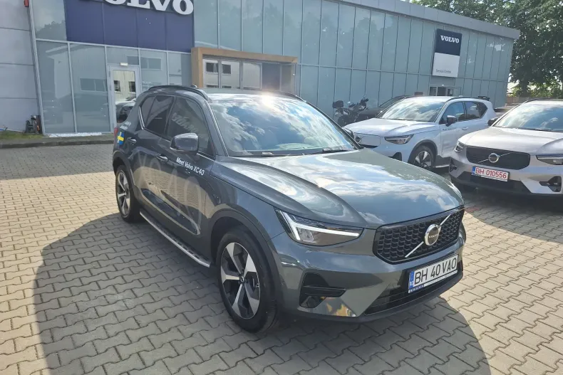 Volvo XC40 din 2026 cu 1.861 km - oferta VOL222550 - foto 5