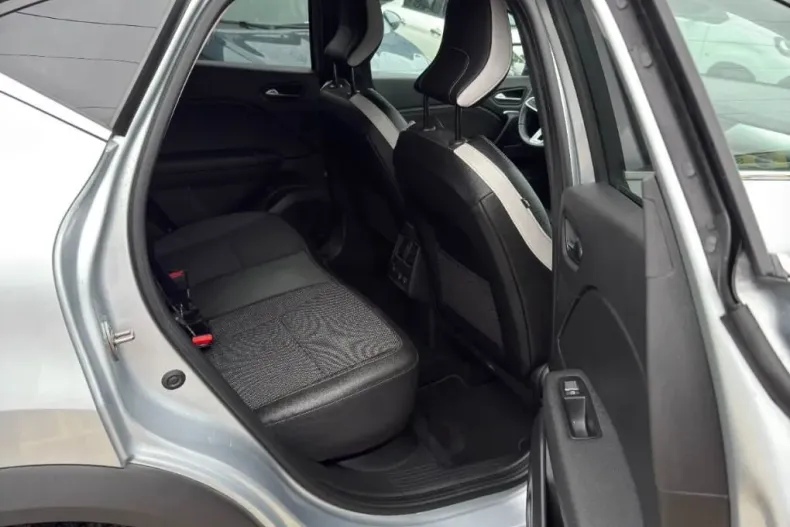 Renault Captur din 2023 cu 76.048 km - oferta REN222555 - foto 13