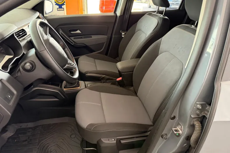 Dacia Duster din 2024 cu 11.911 km - oferta DAC222557 - foto 8