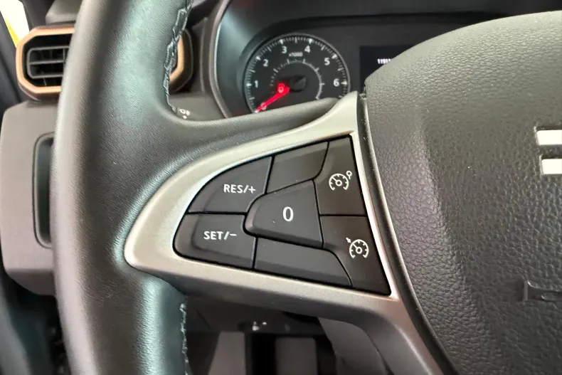 Dacia Duster din 2024 cu 11.911 km - oferta DAC222557 - foto 16