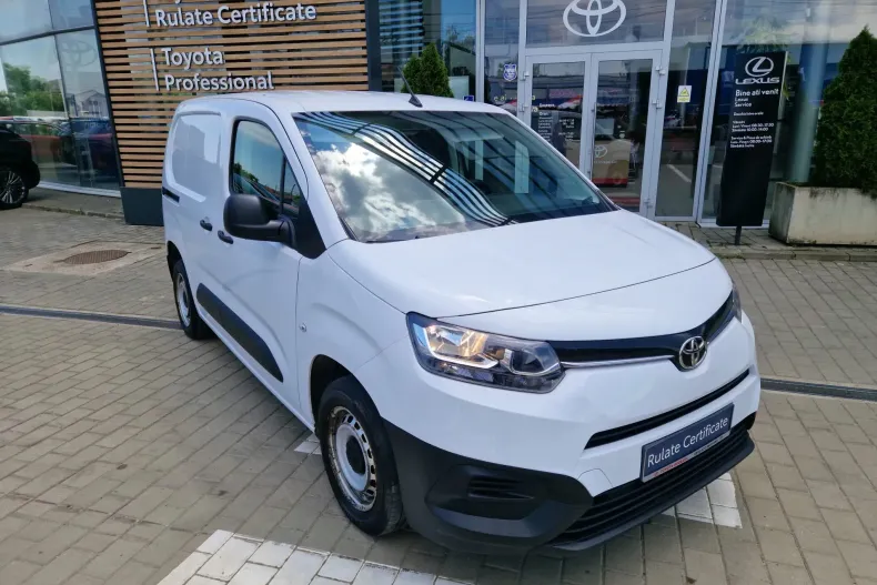 Toyota Proace din 2023 cu 155.570 km - oferta TOY222581 - foto 1