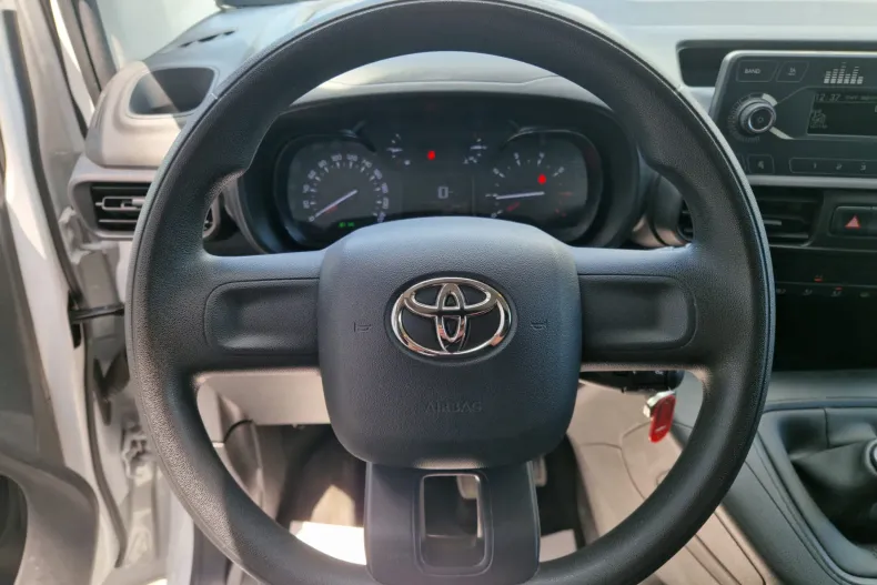 Toyota Proace din 2023 cu 155.570 km - oferta TOY222581 - foto 12
