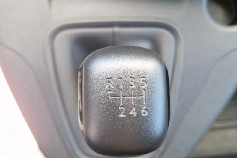 Toyota Proace din 2023 cu 155.570 km - oferta TOY222581 - foto 16