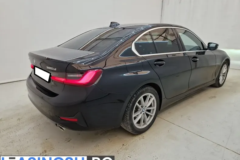 BMW 320d (Seria 3) din 2021 cu 70.139 km - oferta BMW222582 - foto 3
