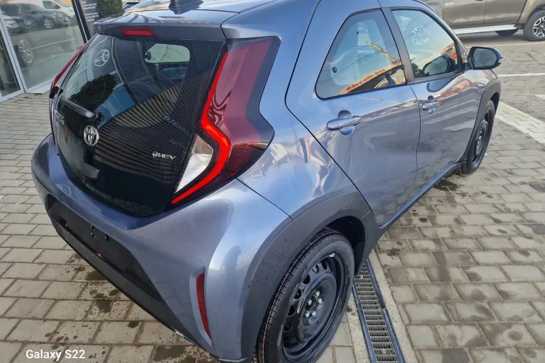Toyota Aygo (X) din 2025 cu 3 km - oferta TOY222587 - foto 6