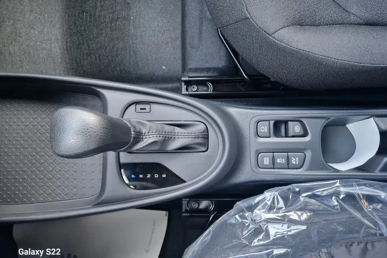 Toyota Aygo (X) din 2025 cu 3 km - oferta TOY222587 - foto 17