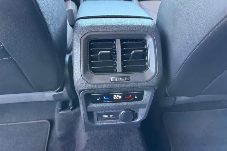Volkswagen Tiguan din 2022 cu 64.000 km - oferta VOL222590 - foto 24