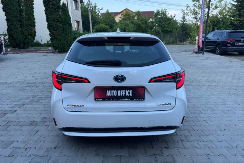 Toyota Corolla din 2021 cu 102.000 km - oferta TOY222596 - foto 3