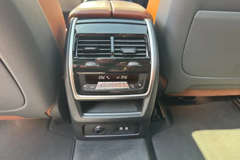 BMW X7 (Seria X) din 2021 cu 99.000 km - oferta BMW222602 - foto 27