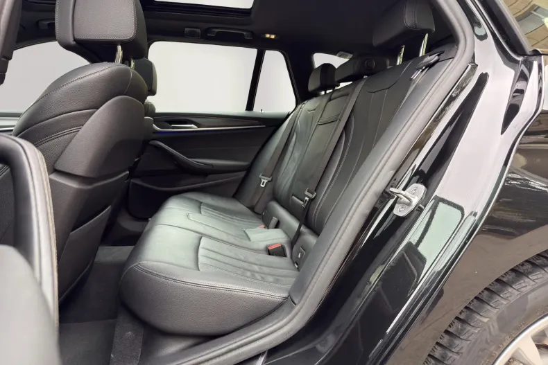BMW 530i (Seria 5) din 2022 cu 62.000 km - oferta BMW222603 - foto 10