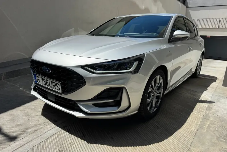Ford Focus din 2025 cu 21.000 km - oferta FOR222606 - foto 1