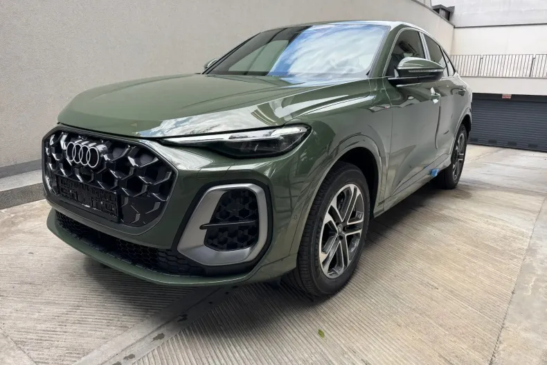 Audi Q5 Sportback din 2026 cu 16 km - oferta AUD222607 - foto 1