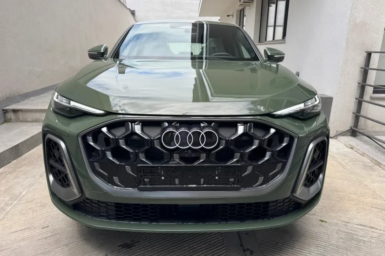 Audi Q5 Sportback din 2026 cu 16 km - oferta AUD222607 - foto 2