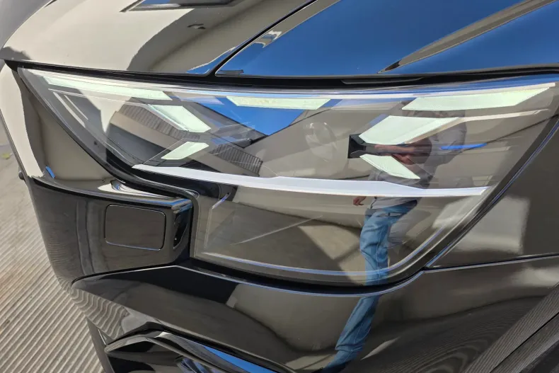 Audi Q8 din 2026 cu 10 km - oferta AUD222608 - foto 15