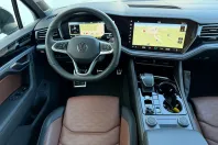 Volkswagen Touareg din 2025 cu 9.800 km - oferta VOL222612 - foto 15