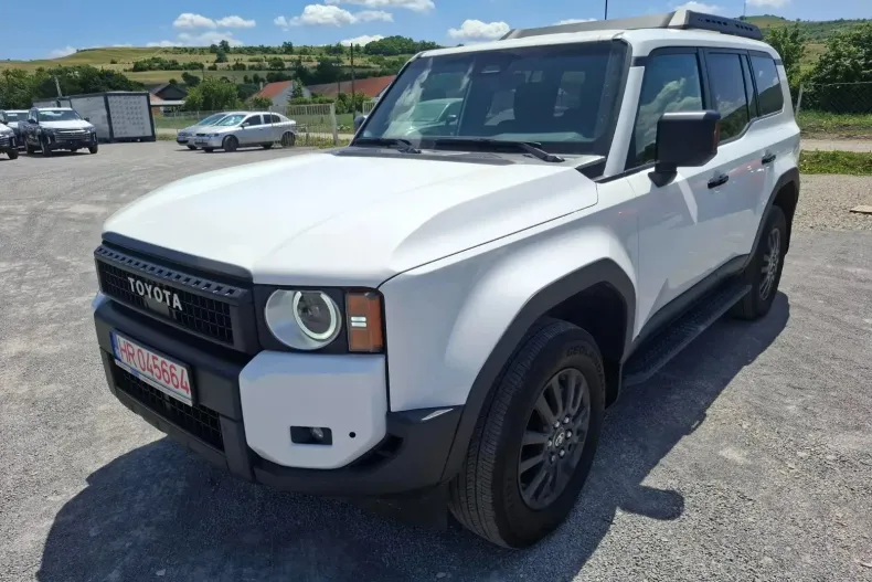 Toyota Land Cruiser 250 din 2024 cu 10.900 km - oferta TOY222633 - foto 1