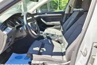 Volkswagen Passat din 2023 cu 83.229 km - oferta VOL222643 - foto 8