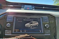 Volkswagen Passat din 2023 cu 83.229 km - oferta VOL222643 - foto 19