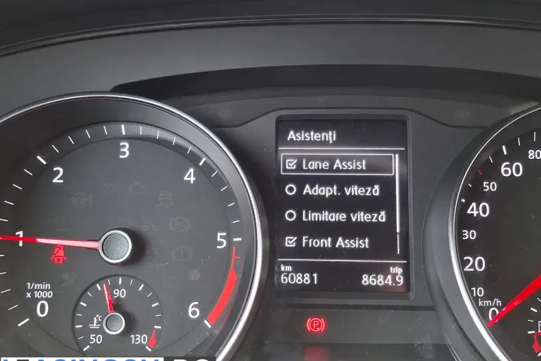 Volkswagen Passat din 2021 cu 60.881 km - oferta VOL222644 - foto 20