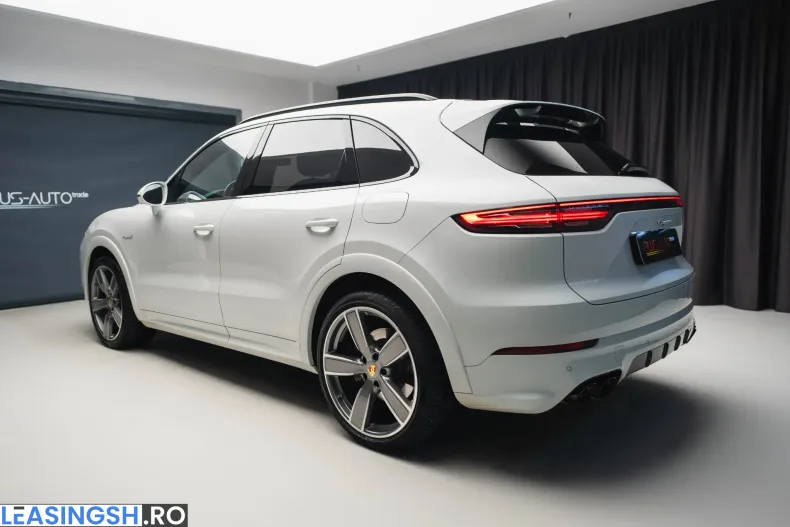 Porsche Cayenne din 2023 cu 69.000 km - oferta POR222646 - foto 4