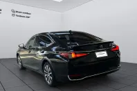 Lexus Seria ES din 2021 cu 108.536 km - oferta LEX222652 - foto 4