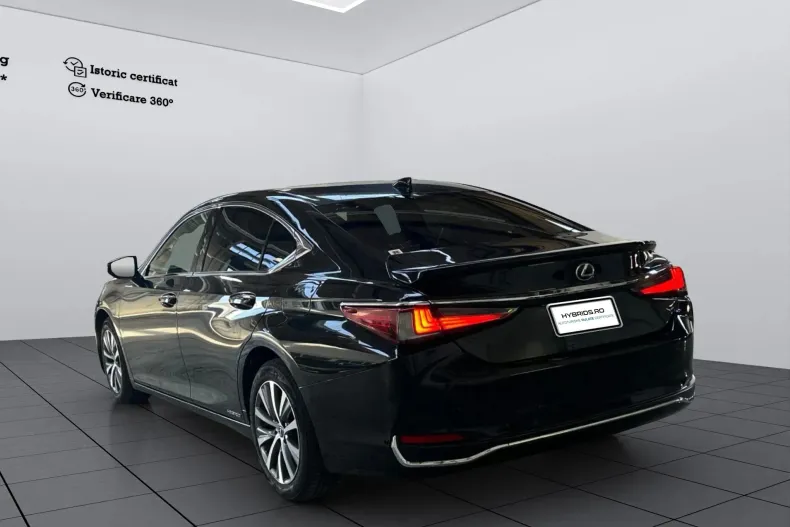 Lexus Seria ES din 2021 cu 108.536 km - oferta LEX222652 - foto 4