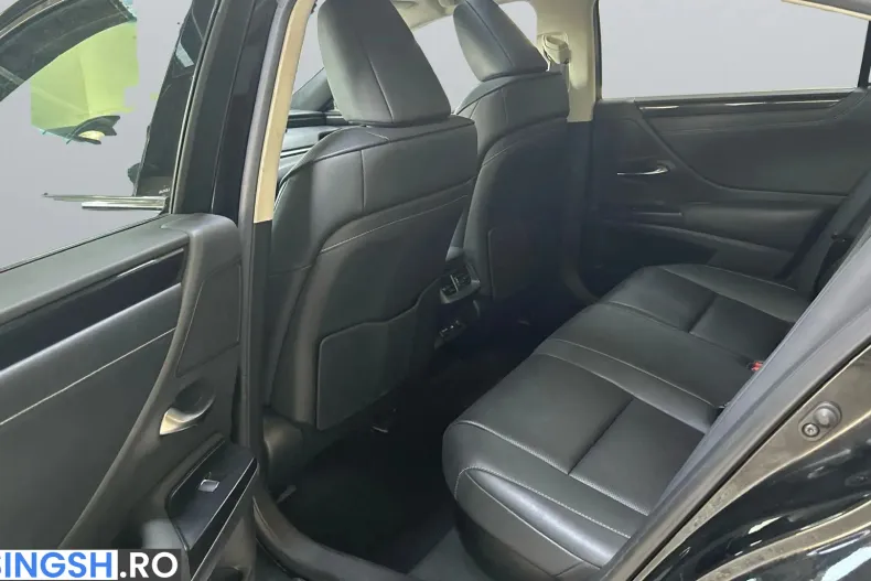 Lexus Seria ES din 2021 cu 108.536 km - oferta LEX222652 - foto 7