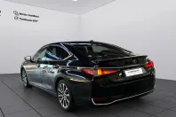 Lexus Seria ES din 2021 cu 154.158 km - oferta LEX222654 - foto 4
