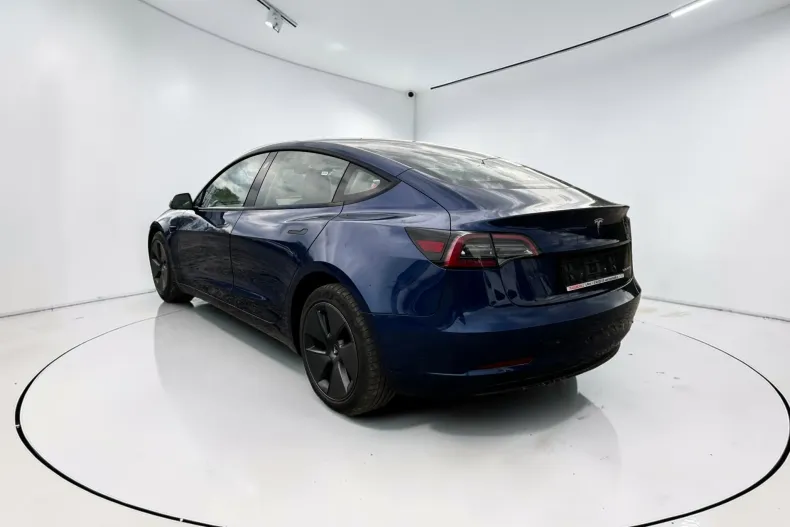 Tesla Model 3 din 2021 cu 84.000 km - oferta TES222658 - foto 4