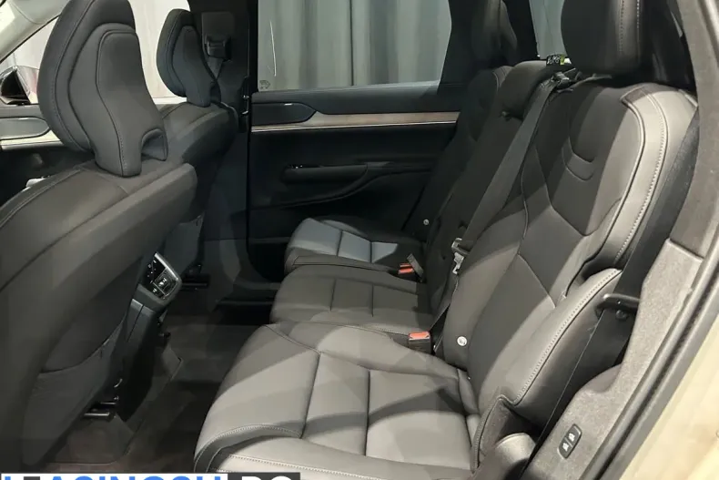 Volvo EX90 din 2024 cu 43.600 km - oferta VOL222676 - foto 14