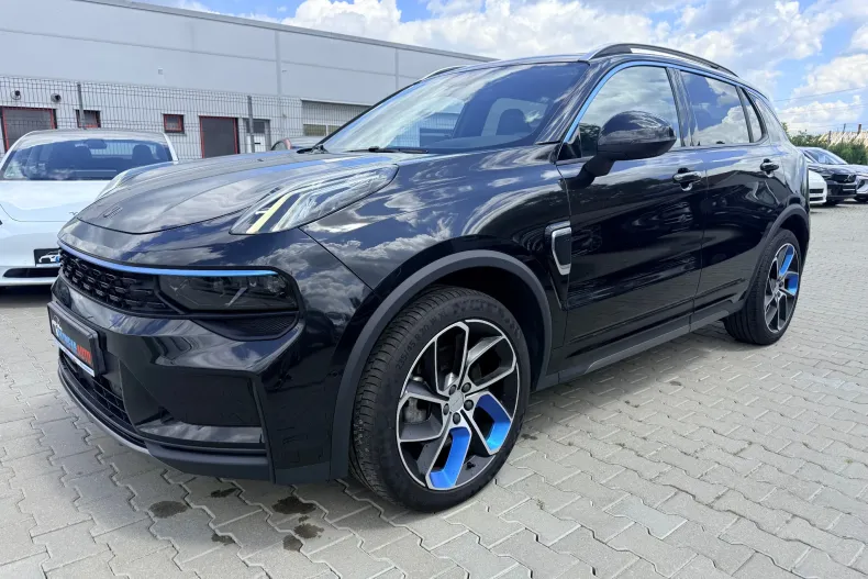 Lynk & Co 01 din 2023 cu 44.000 km - oferta LYN222680 - foto 1