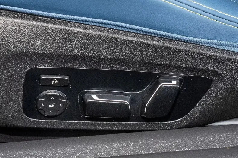 BMW M4 (Seria 4) din 2025 cu 26.000 km - oferta BMW222684 - foto 18