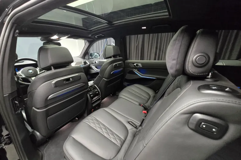 BMW X7 (Seria X) din 2024 cu 39.000 km - oferta BMW222687 - foto 7