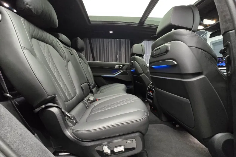 BMW X7 (Seria X) din 2024 cu 39.000 km - oferta BMW222687 - foto 30